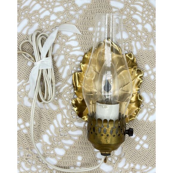 Vintage Mid Century Brass Leaf Electric Mini Sconce Glass Globe Flicker Light - Picture 4 of 5